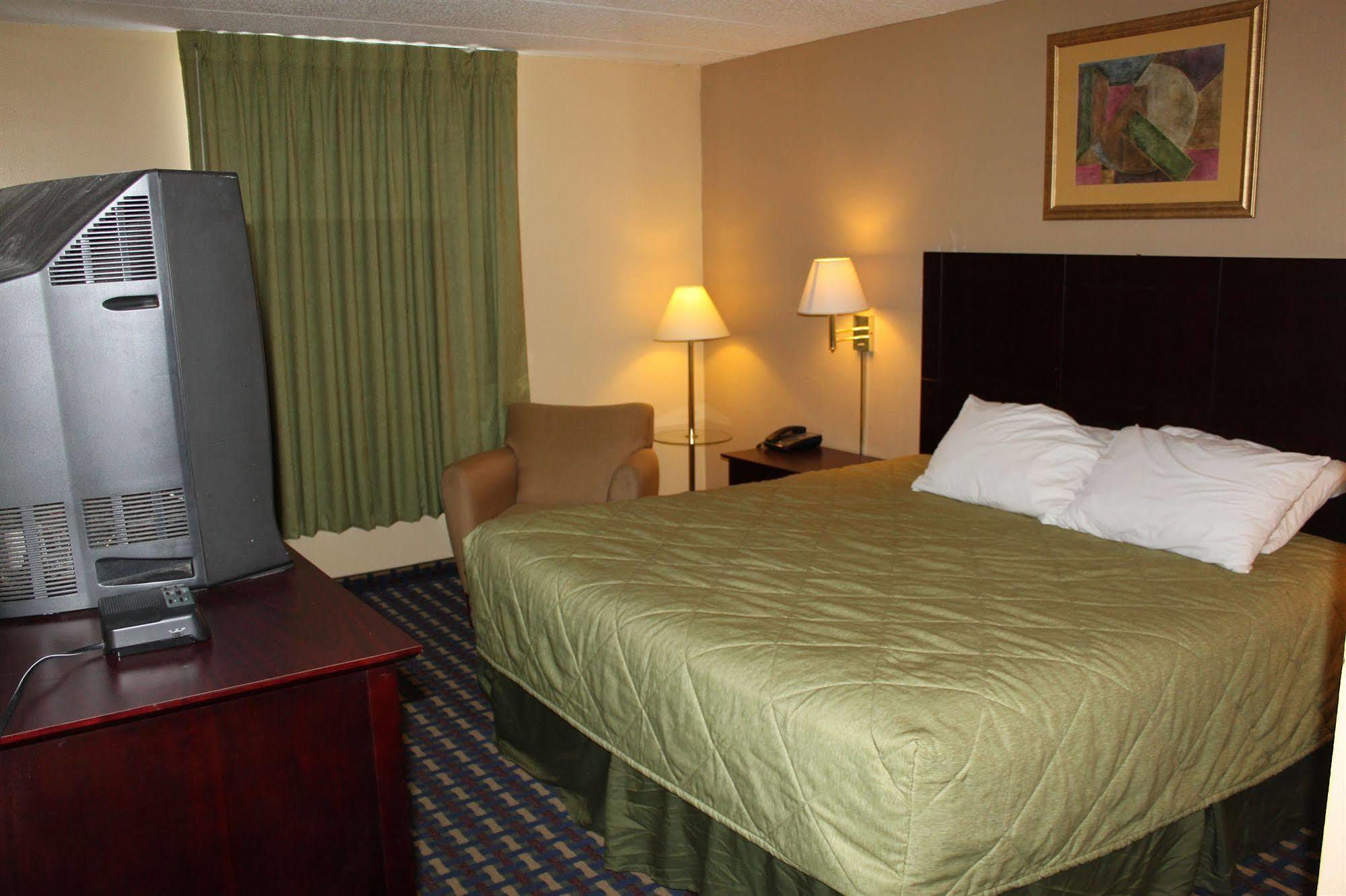 Baymont By Wyndham Florence Cincinnati Eksteriør billede