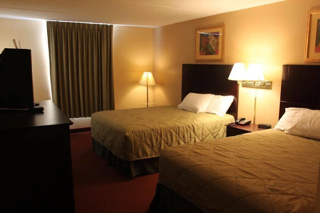 Baymont By Wyndham Florence Cincinnati Eksteriør billede
